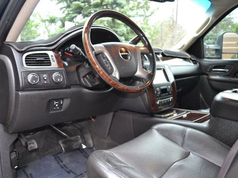 Used 2013 GMC Sierra 3500 Denali image 19