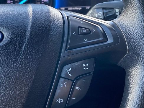 Used 2023 Ford Edge SE image 28