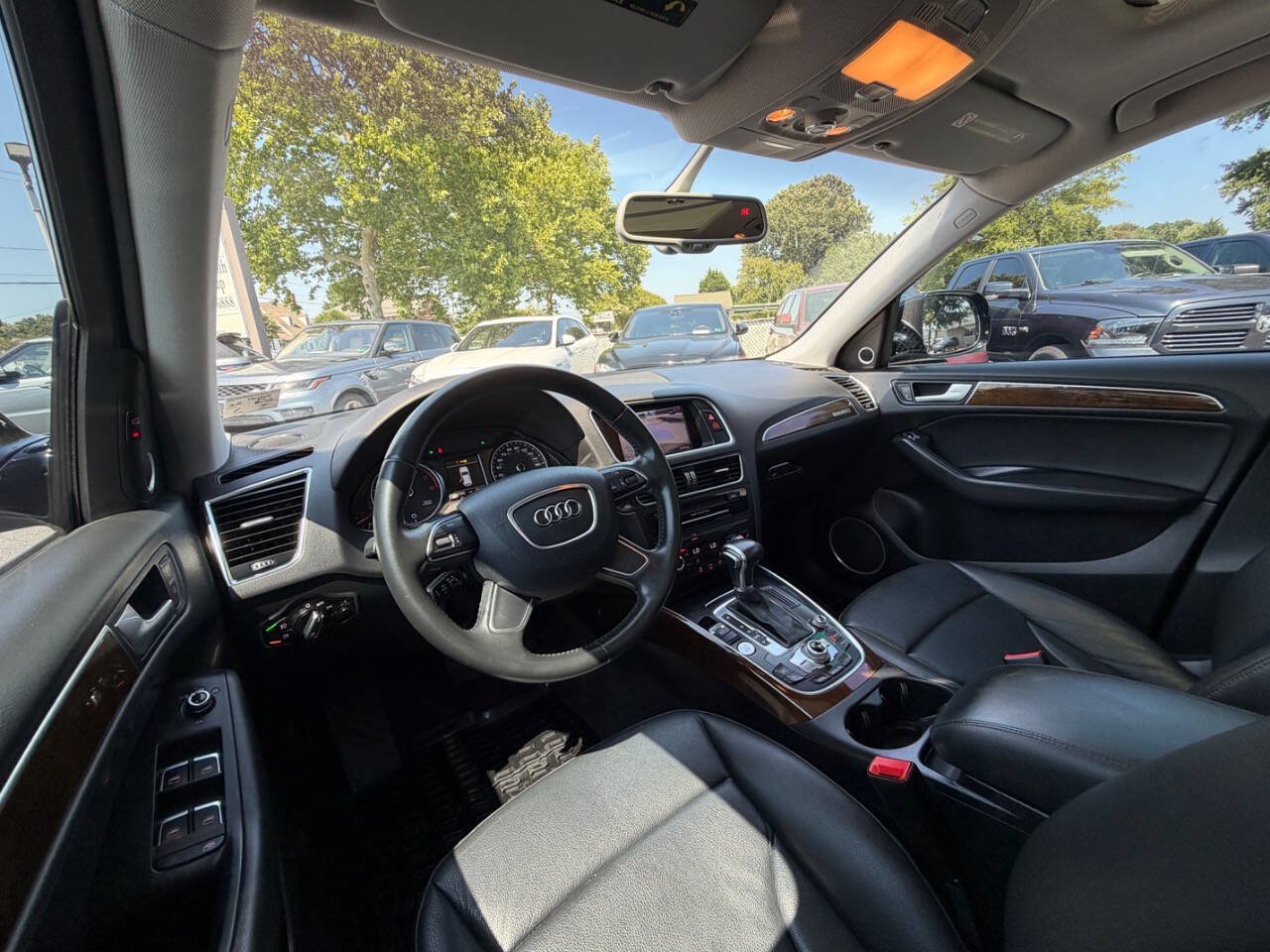 Used 2015 Audi Q5 2.0T Premium Plus w/ Technology Package AWD/4WD image 39