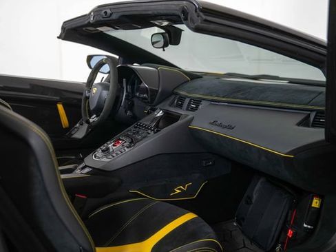 Used 2016 Lamborghini Aventador LP 750-4 Superveloce AWD/4WD image 21