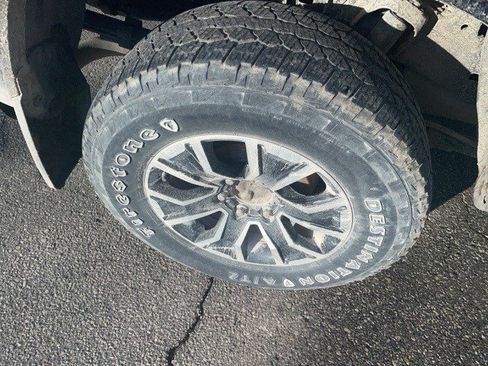 Used 2020 Toyota Tacoma TRD Sport image 5