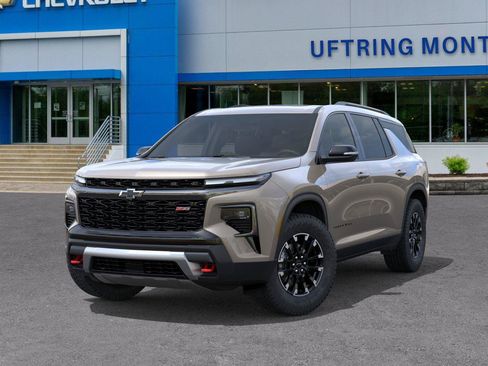 New 2026 Chevrolet Traverse Z71 w/ Driver Confidence Package AWD/4WD image 6
