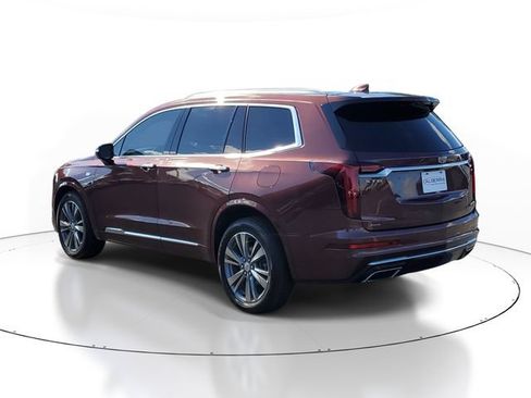 Certified 2022 Cadillac XT6 Premium Luxury w/ LPO, Floor Liner Package AWD/4WD image 3