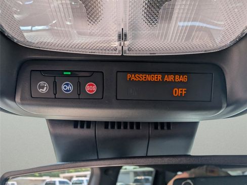 New 2026 GMC Canyon Elevation w/ Convenience Package image 18