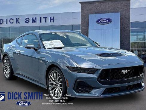 Certified 2026 Ford Mustang GT Premium RWD image 3