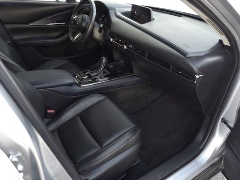 Used 2020 MAZDA CX-30 FWD w/ Preferred Package image 36