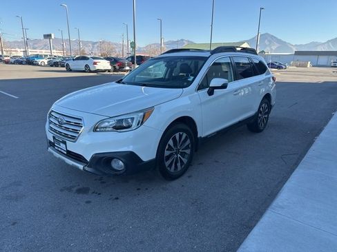 Used 2017 Subaru Outback 2.5i Limited image 3