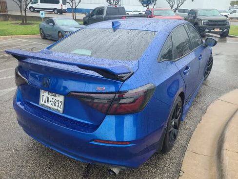 Used 2023 Honda Civic Si image 4