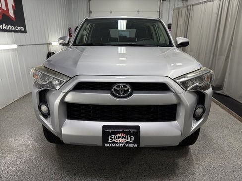 Used 2014 Toyota 4Runner SR5 image 2