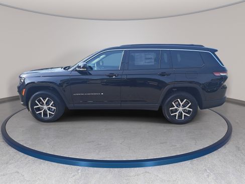 New 2025 Jeep Grand Cherokee L Limited AWD/4WD image 8