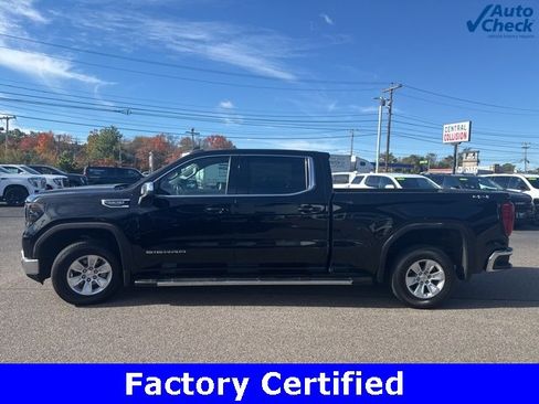 Certified 2022 GMC Sierra 1500 SLE w/ Preferred Package image 4