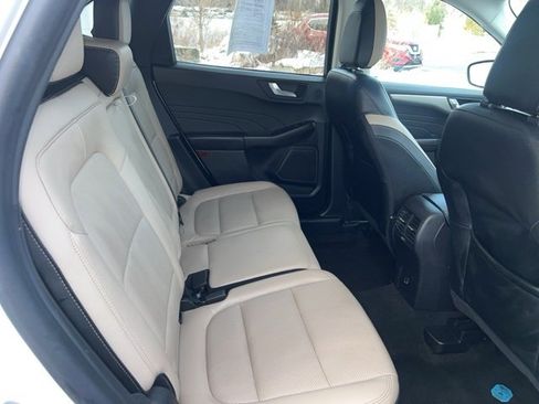 Used 2022 Ford Escape SEL w/ Technology Package image 7