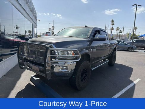 Used 2018 RAM 2500 Laramie AWD/4WD image 6