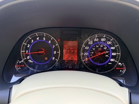 Used 2011 INFINITI FX35 2WD w/ Premium Pkg image 30