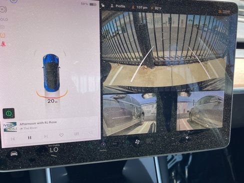 Used 2018 Tesla Model 3 Long Range RWD image 8