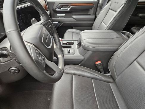 Used 2024 GMC Sierra 1500 Denali w/ Denali Reserve Package image 12