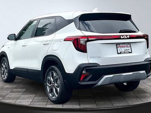 Certified 2024 Kia Seltos LX AWD/4WD image 4