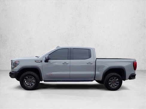 Used 2024 GMC Sierra 1500 AT4X image 2