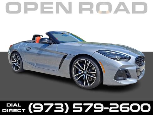 Used 2023 BMW Z4 M40i w/ Premium Package RWD image 1