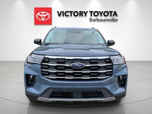 Used 2025 Ford Explorer Active w/ Active Comfort Package AWD/4WD image 8