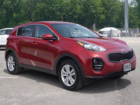 Used 2018 Kia Sportage LX AWD/4WD image 2
