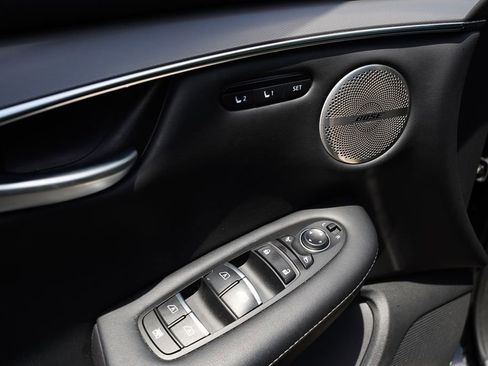 Used 2024 INFINITI QX50 Luxe image 7