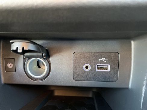 New 2025 Nissan Versa SV w/ Trunk Package image 21