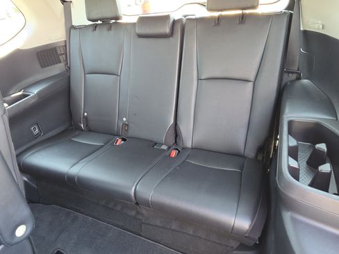 Certified 2024 Toyota Grand Highlander XLE image 11