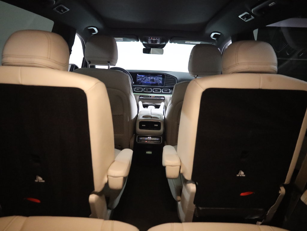 Used 2025 Mercedes-Benz GLS 450 4MATIC w/ AMG Line Exterior image 72