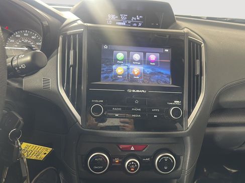 Certified 2023 Subaru Crosstrek 2.0i AWD/4WD image 13