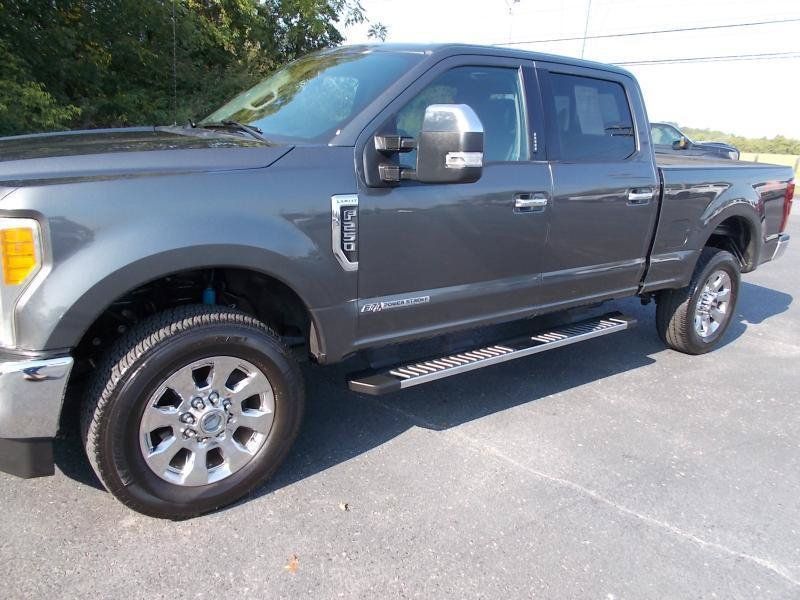 Used 2017 Ford F250 Lariat w/ Chrome Package AWD/4WD image 7
