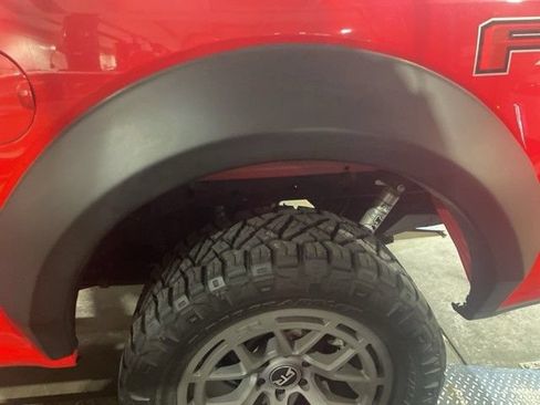 Used 2019 Ford F150 XLT w/ Equipment Group 302A Luxury AWD/4WD image 19