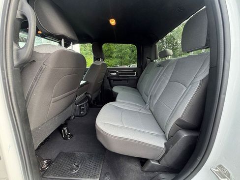 Used 2024 RAM 3500 Big Horn AWD/4WD image 11
