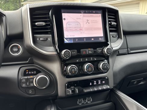 New 2026 RAM 1500 Big Horn AWD/4WD image 17