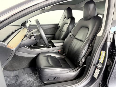 Used 2018 Tesla Model 3 Long Range RWD image 29