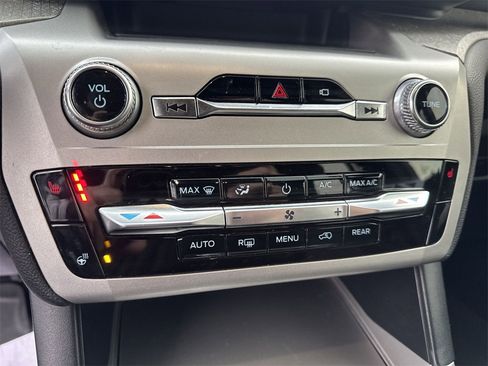 Used 2022 Ford Explorer Timberline image 19