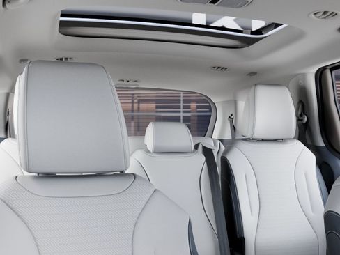 New 2026 Kia Carnival SX Prestige FWD image 27