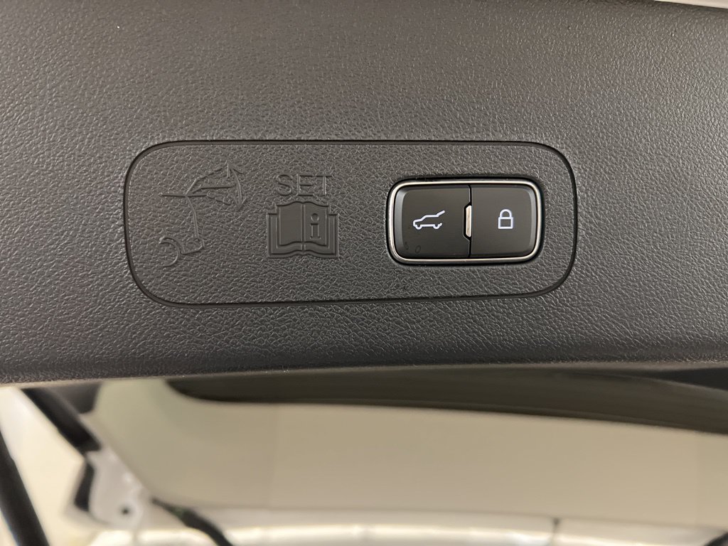 Used 2026 Lincoln Aviator AWD image 36