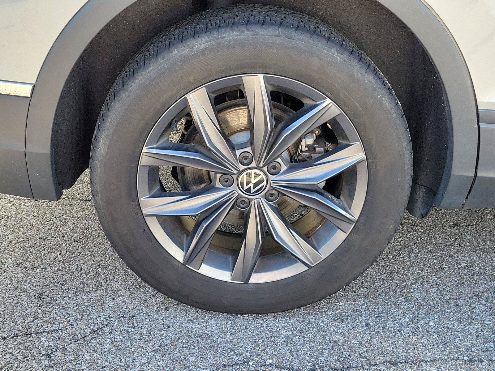 Used 2024 Volkswagen Tiguan Wolfsburg Edition AWD/4WD image 5