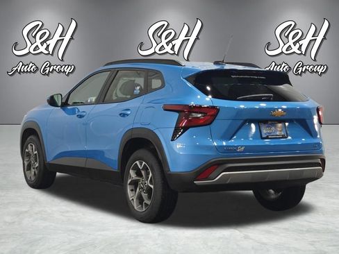 Used 2025 Chevrolet Trax LT image 51