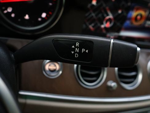 Used 2019 Mercedes-Benz E 300 image 32