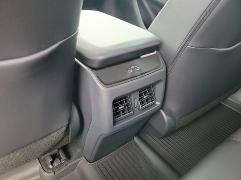 New 2026 Toyota C-HR AWD/4WD image 13