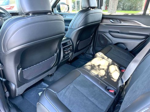 New 2026 Jeep Grand Cherokee Altitude AWD/4WD image 24