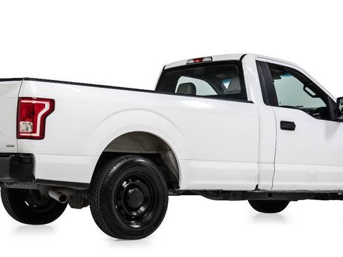 Used 2016 Ford F150 XL w/ Equipment Group 101A Mid RWD image 3