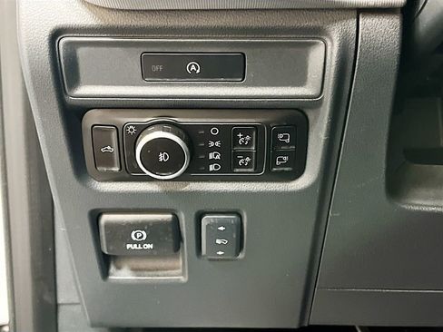 Used 2025 Ford F150 Lariat w/ Equipment Group 502A High AWD/4WD image 10