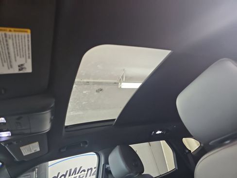 Certified 2020 Chevrolet Blazer RS AWD/4WD image 35