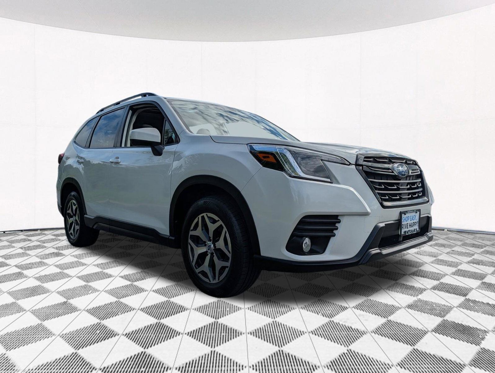 Used 2023 Subaru Forester Premium AWD/4WD image 17