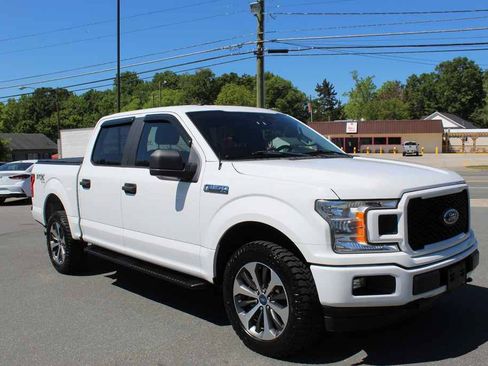 Used 2019 Ford F150 XL w/ Equipment Group 101A Mid AWD/4WD image 3