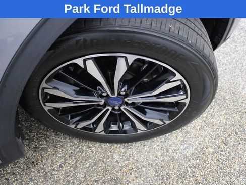 Used 2022 Ford Escape SE w/ SE Sport Appearance Package AWD/4WD image 29