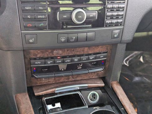 Used 2011 Mercedes-Benz E 350 Sedan image 24